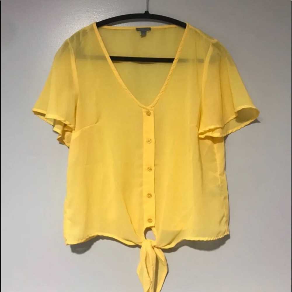 Charlotte Russe Button Up Tie/Knot Top